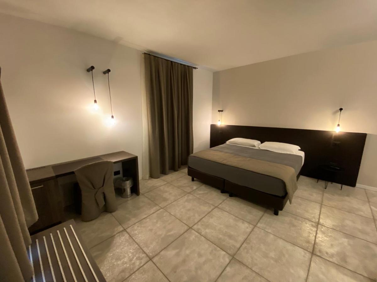 Taverna Napoleone Hotel